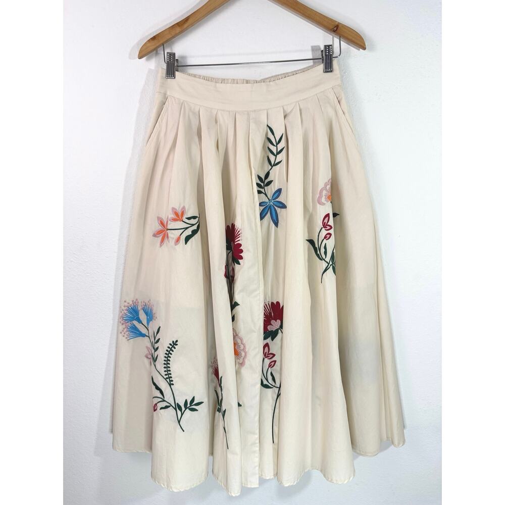 MABLE Floral Embroidered Two Piece Skirt Set Boho Garden Crop Top Midi M NWT - Picture 9 of 12